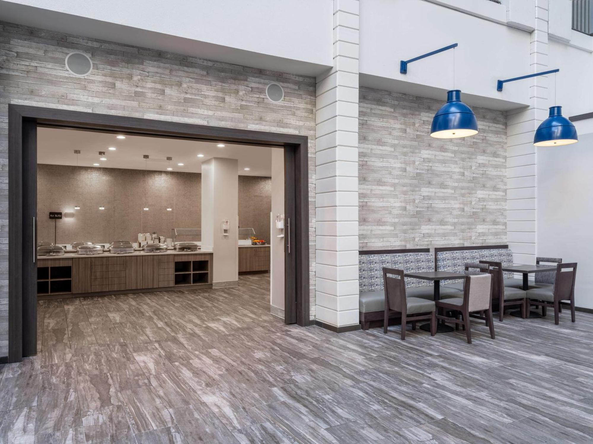 Embassy Suites Baltimore - North/Hunt Valley Exterior foto